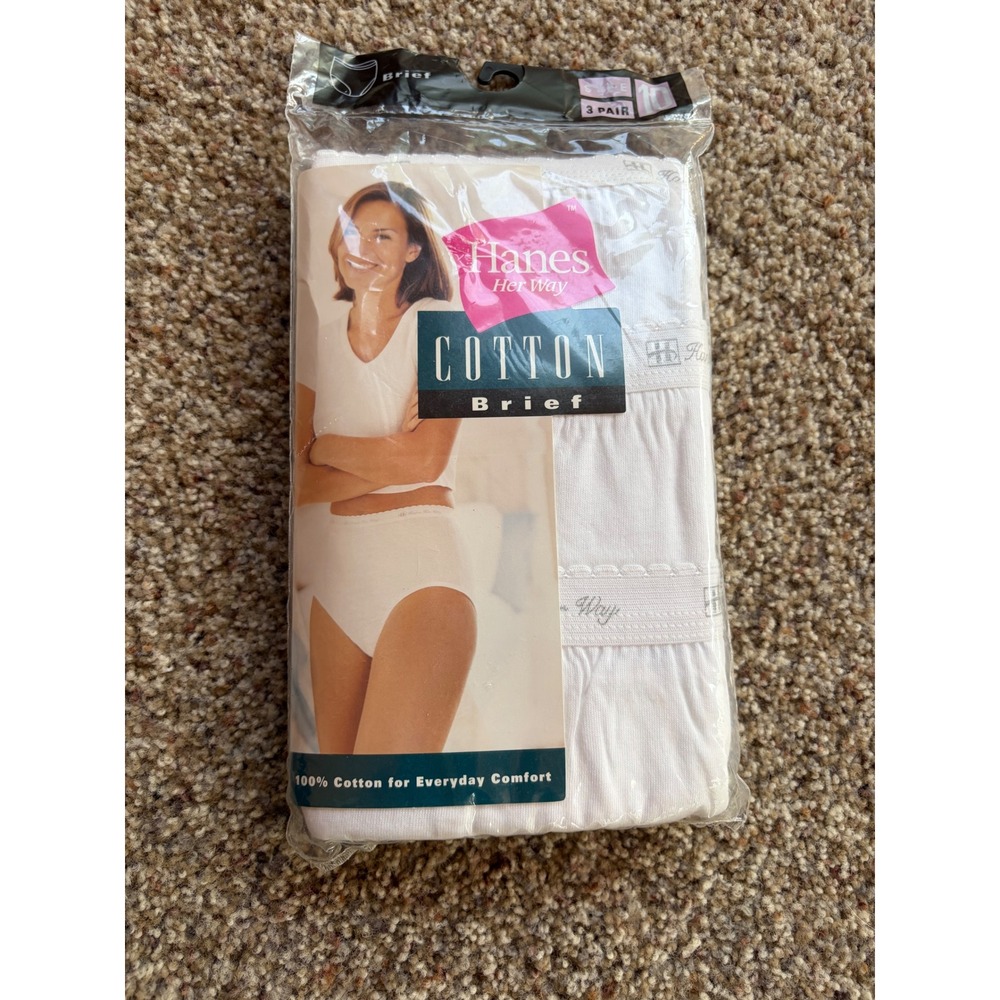 Vintage Hanes Her Way White Cotton Briefs 3 Pair Pack Size 10 High Rise 1999 NOS